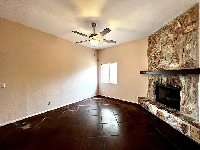 1422 S Moonflower Ln — Photo 8