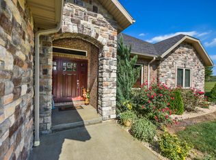 921 Indian Grove Ln, Rogersville, MO 65742