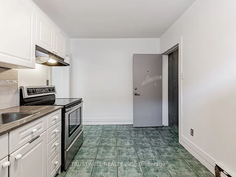105 Mary St E #1 — Photo 13