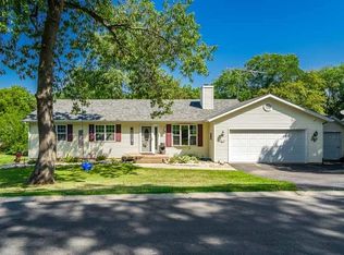 310 E River View Dr, Byron, IL 61010