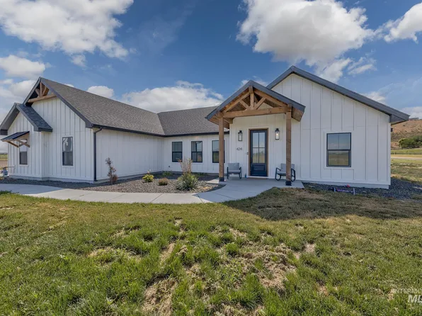 424 Foothill Dr, Ontario, OR 97914