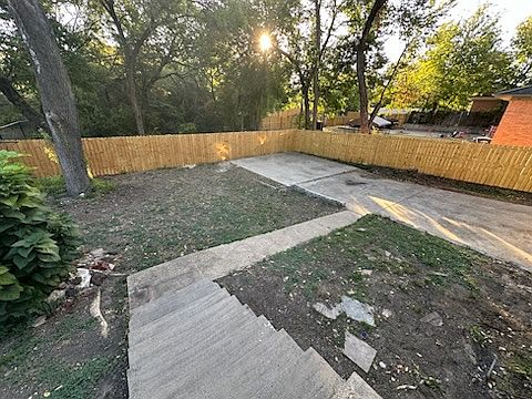 4th image of 1550 Danube Dr