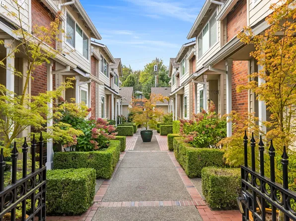 436 5th St, Lake Oswego, OR 97034