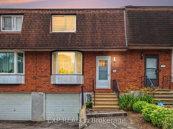 1594 Fortier St #26, Ottawa, ON K1T 1T7