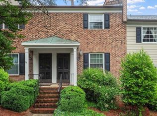 3720 Jamestown Cir, Raleigh, NC 27609