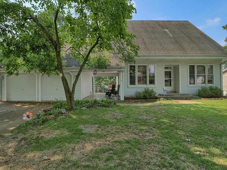 1st image of 13188 Strawberry Way