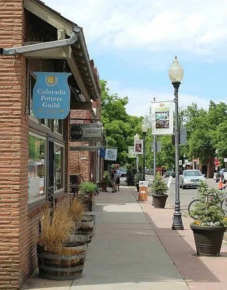 Walkable, quaint streets with wonderful restaurants and businesses steps from your door.