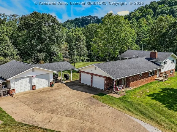 405 Boggs Frk, Spencer, WV 25276