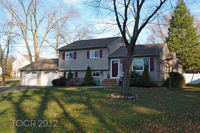 1st image of 15 Birch Ln