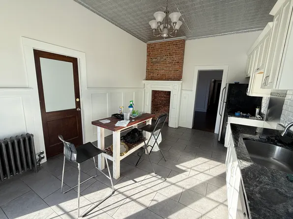 388 Princeton Avenue image 3 of 29