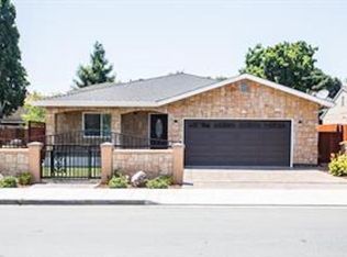 2123 Clarke Ave, Palo Alto, CA 94303