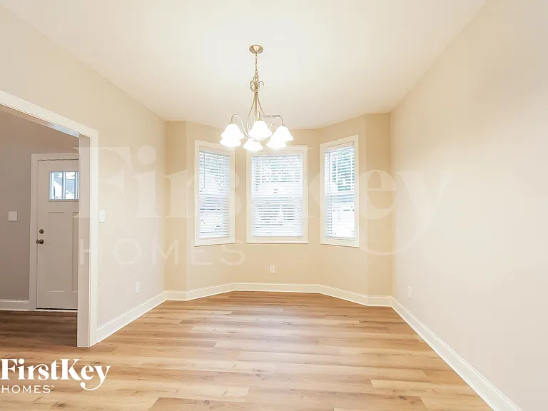 116 Unique Pl — Photo 4