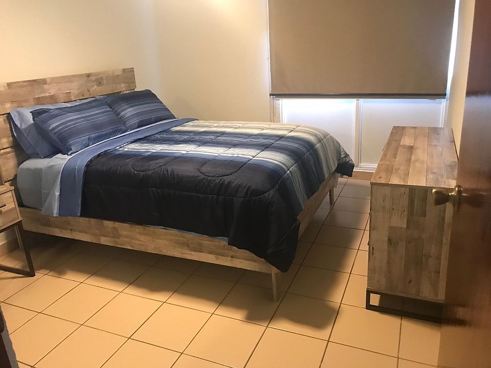 2nd image of 5757 Avenue Isla Verde #1102