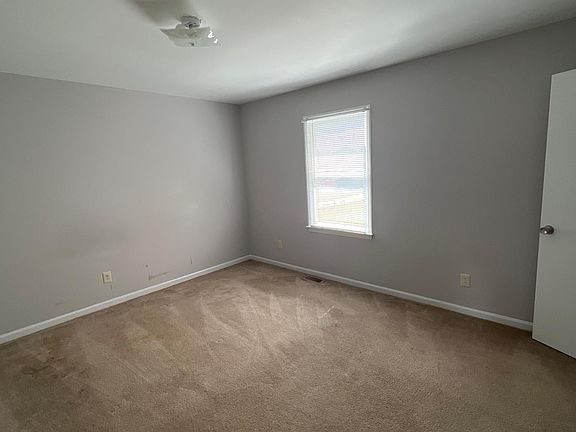 5th image of 222 N Morris St #222