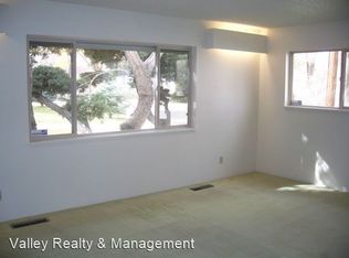 719 W 4th St, Carson City, NV