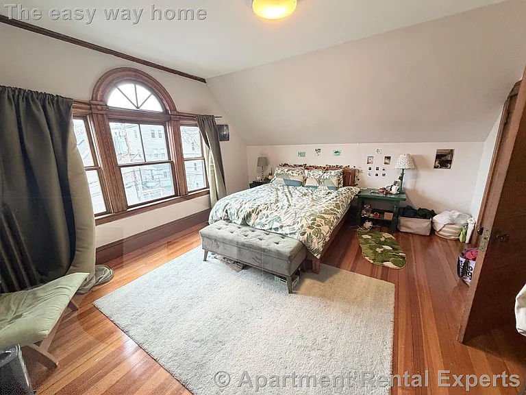15 Linden Ave #2 — Photo 6