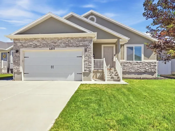 1277 E Skip St, Eagle Mountain, UT 84005