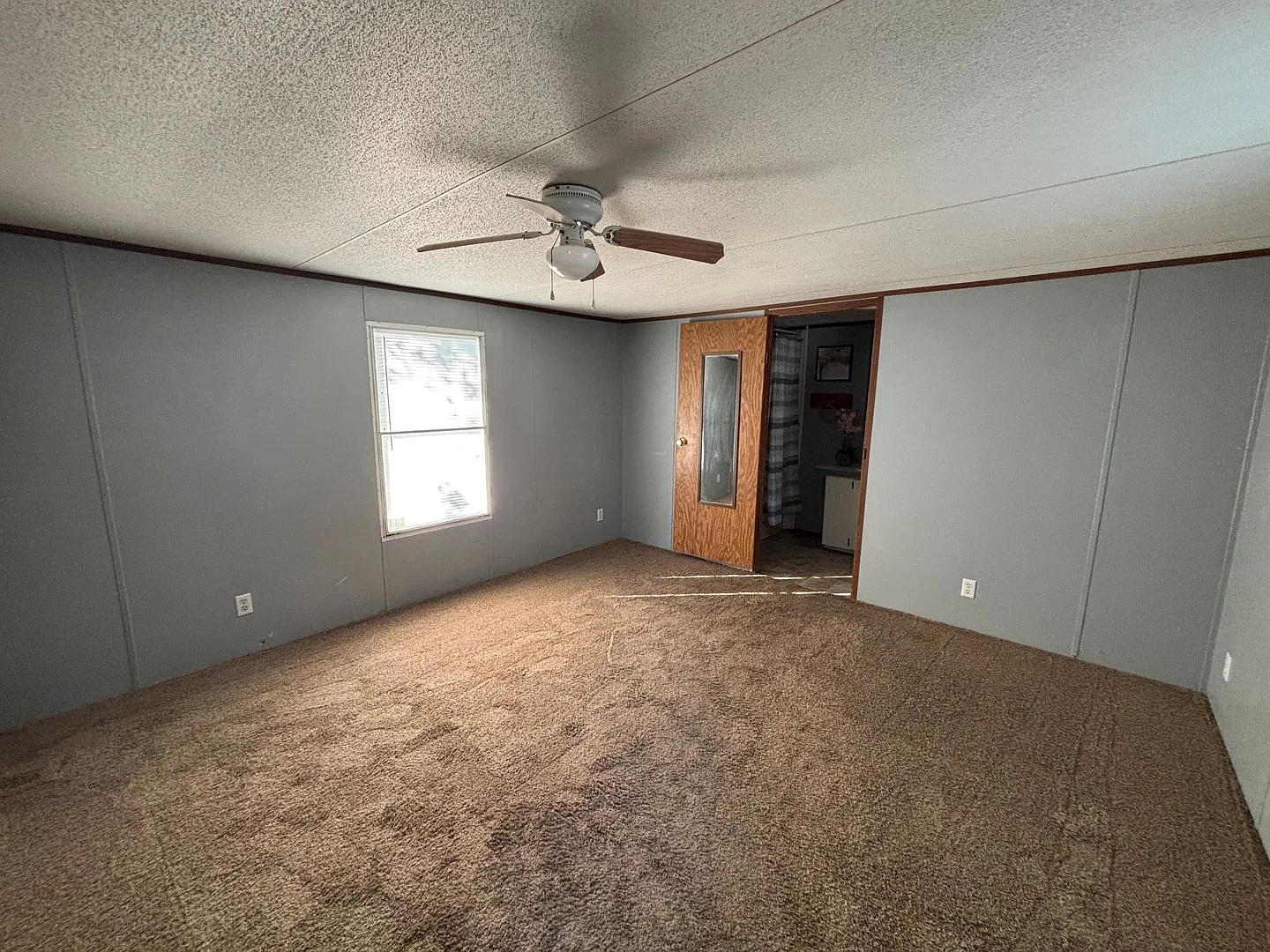 2 Bed 2 Bath in Kinston - Move in Ready — Photo 2