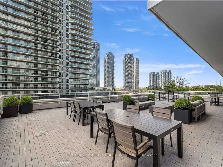 70 Annie Craig Dr #4409 — Photo 11