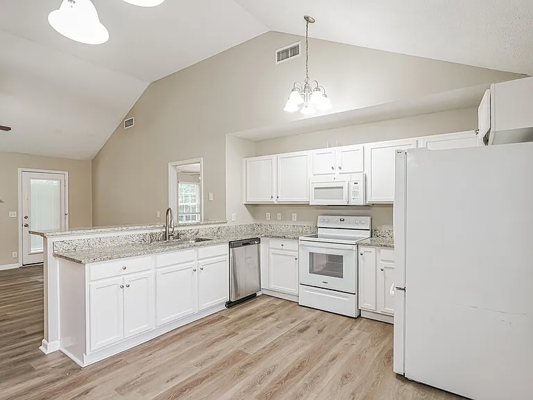 1339 Mac Duff Dr — Photo 9