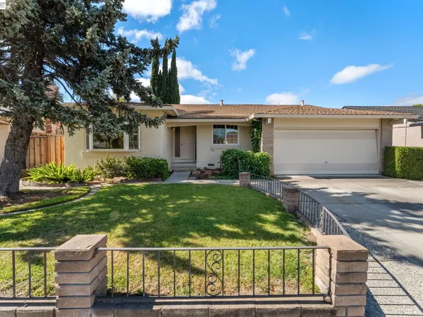 5359 Pecan Blossom Dr, San Jose, CA 95123