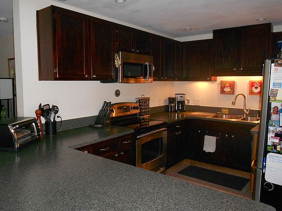 4th image of 1818 Pineview Cir