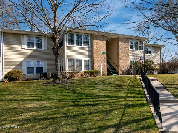 21 Honeysuckle Lane #197, Red Bank, NJ 07701