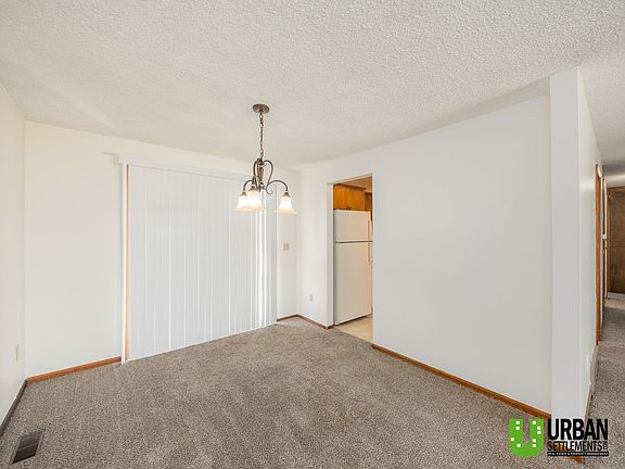 4th image of 229 W Kedlin Ct