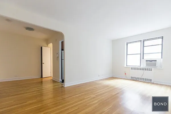 Rented by Bond New York | media 2