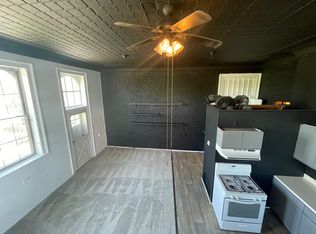 432 4th Ave #10, Troy, NY 12182