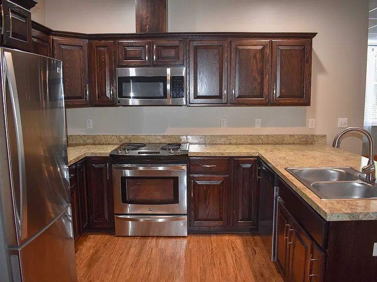 110 E Bald Eagle St — Photo 6