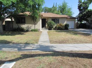 942 W Saginaw Way, Fresno, CA 93705