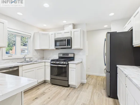 1411 S Grand Ave, Bozeman, MT