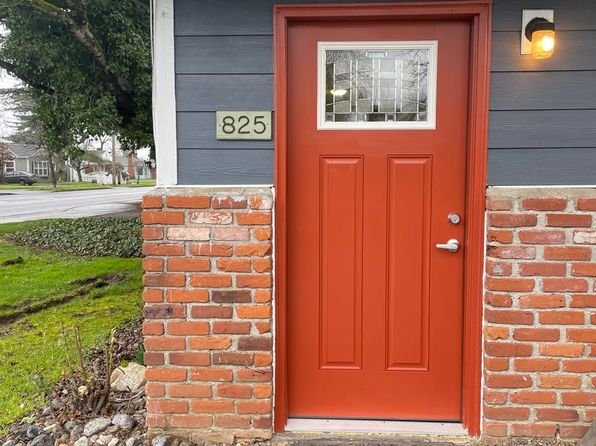 825 Waverly Dr SE #825