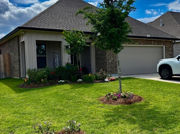 160 Hydrangea Blvd, Freeport, FL 32439