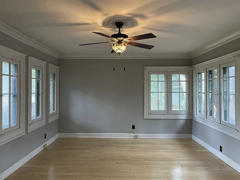 6140 N College Ave — Photo 10