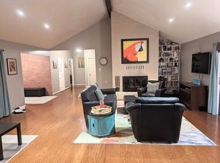 24 Cedar Lane Cv, Jackson, TN 38305