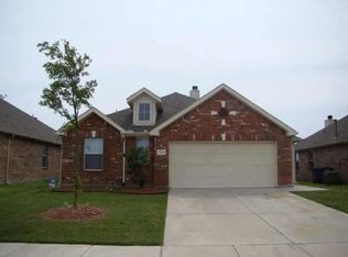 2704 Saddlehorn Dr, Little Elm, TX 75068