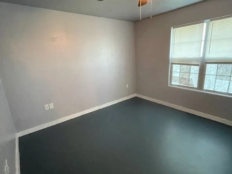 2420 S 12th St — Photo 16