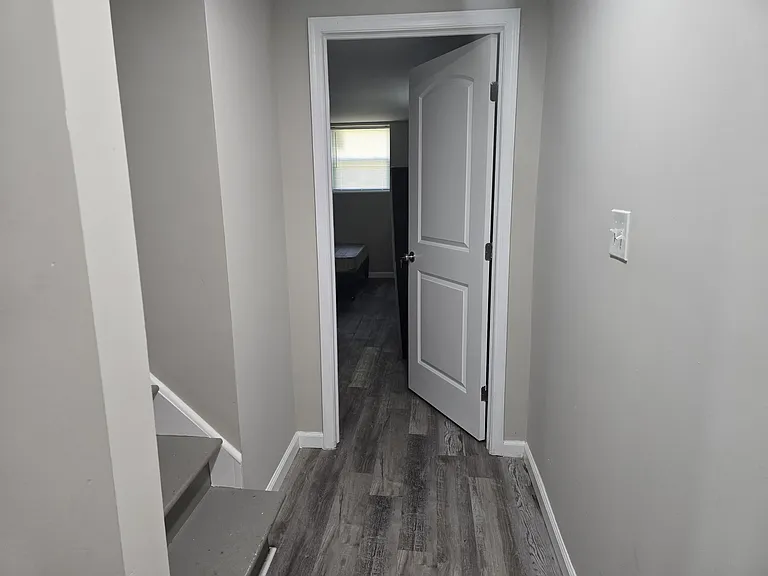 1914 Midland Rd #2 — Photo 6