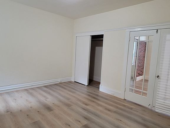 4th image of 533 Lincoln Way #4