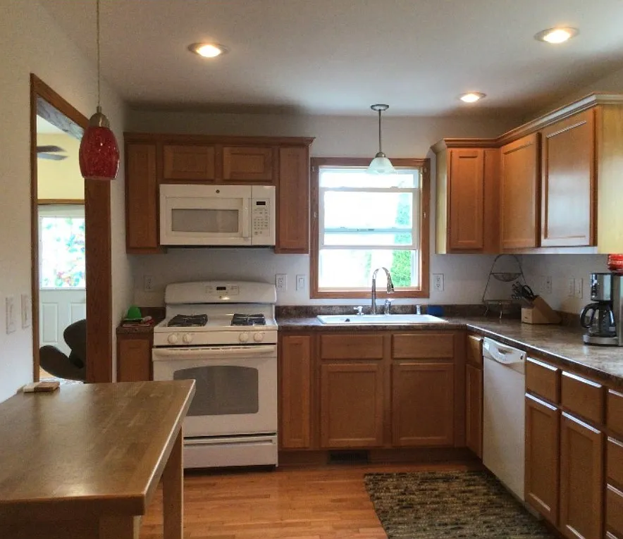 2 bed, 744 sqft, $1,800 — Photo 4