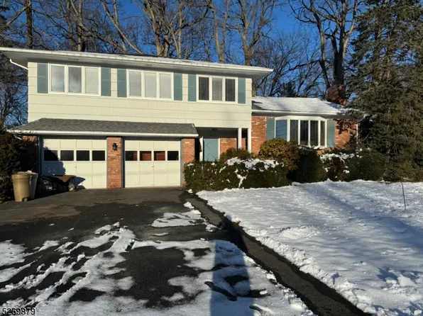 33 Campbell Rd, Fairfield Twp., NJ 07004