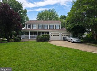 12501 Cross Country Ln, Reston, VA 20191