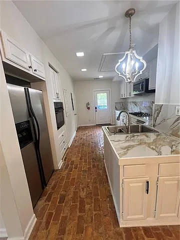 2 bed, 1.5 bath, 1107 sqft, $1,800 — Photo 3