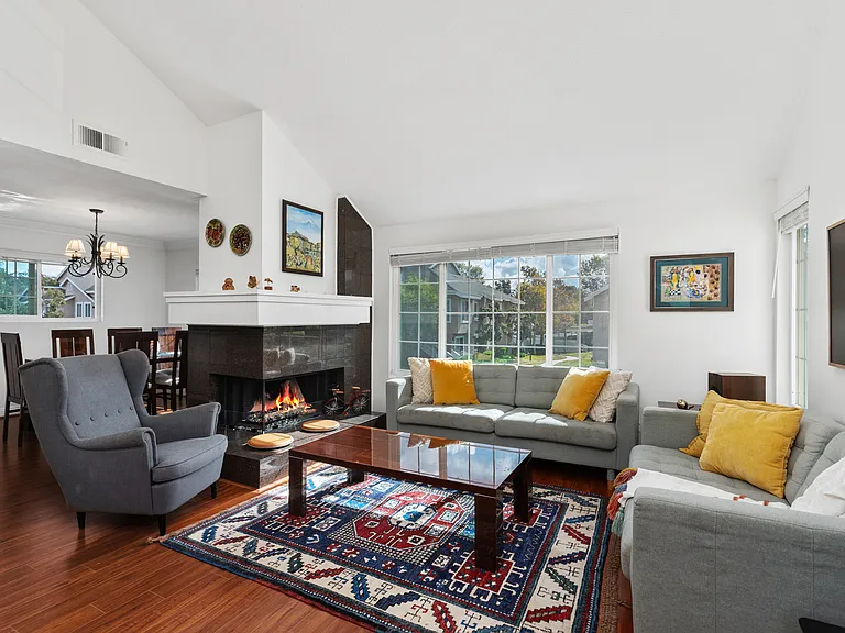 53 Woodleaf — Photo 3