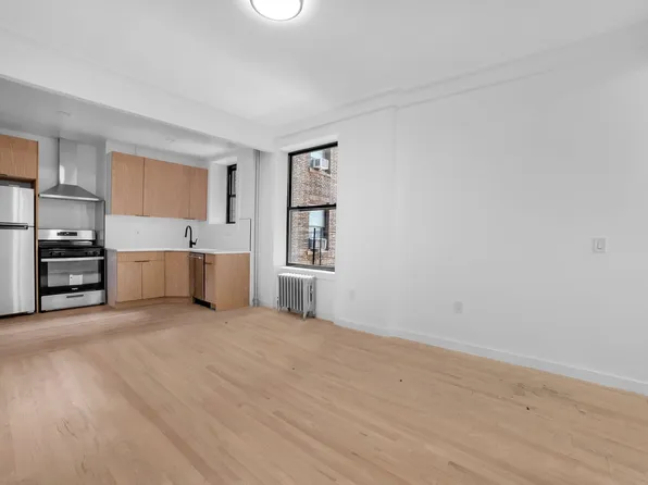 740 West End Avenue image 1 of 14