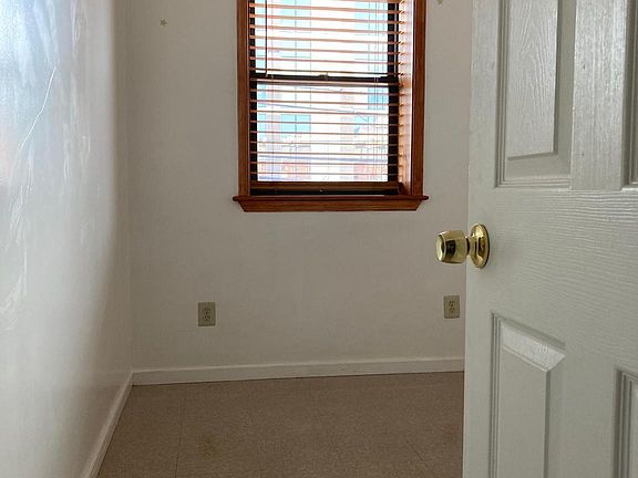 2nd image of 1001 Wood St APT 2F