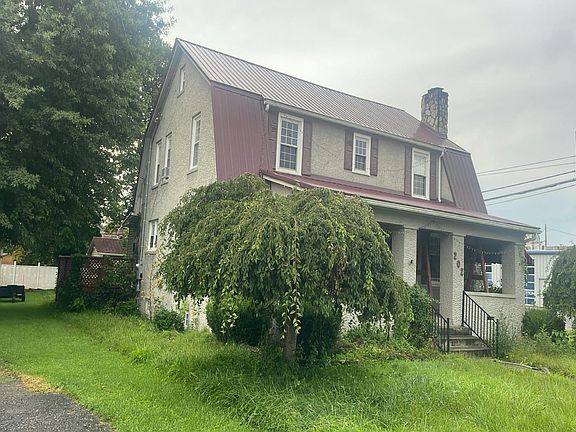 3rd image of 202 Walnut St