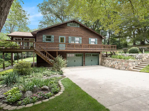 6223 E East Ave, Richland, MI 49083